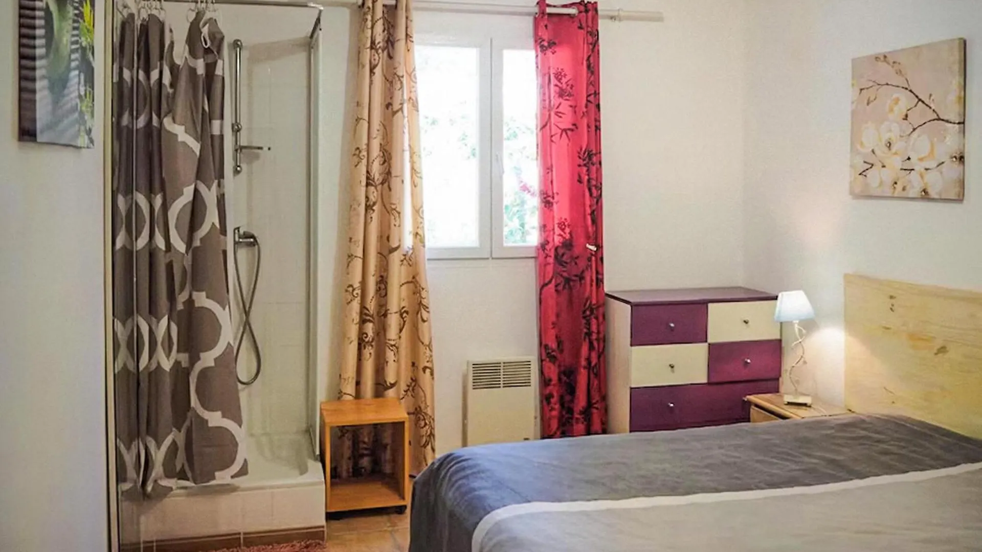 4 Bedroom Awesome Home In Vaison-La-Romaine Holiday home
