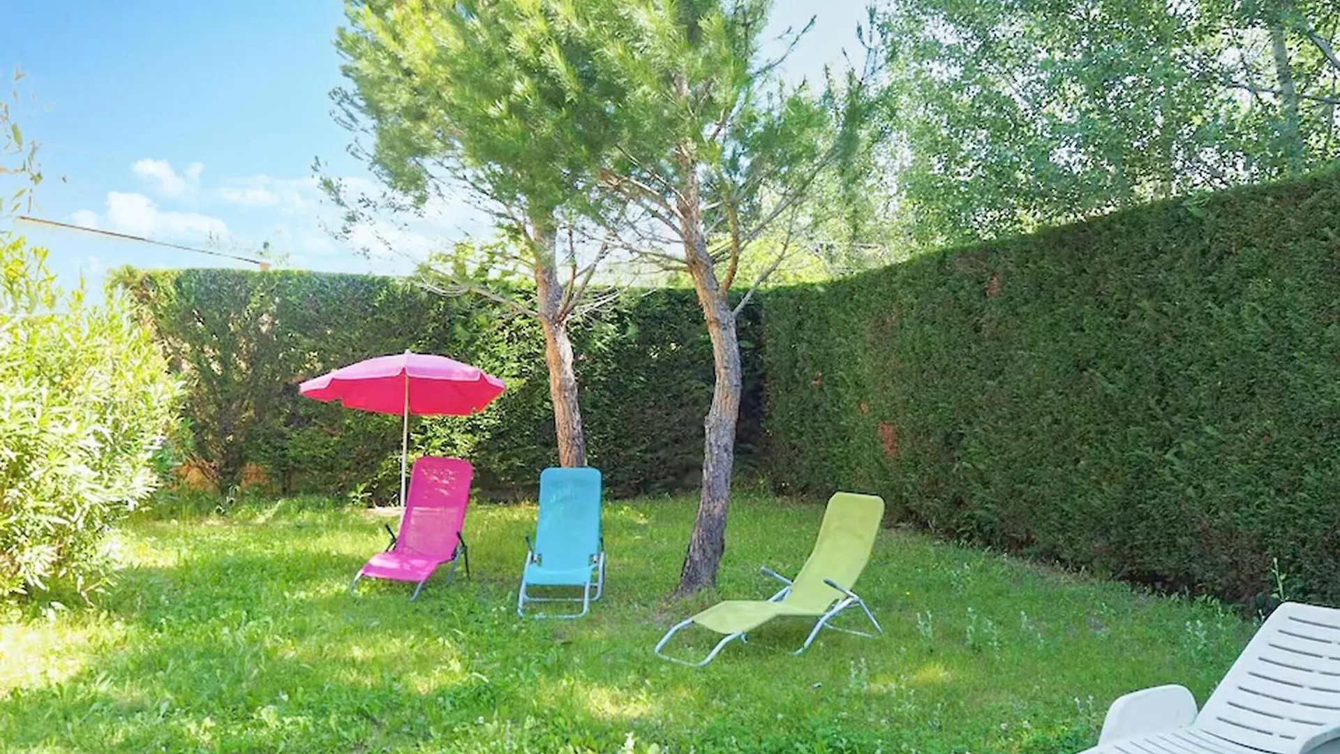 Holiday home 4 Bedroom Awesome Home In Vaison-La-Romaine France